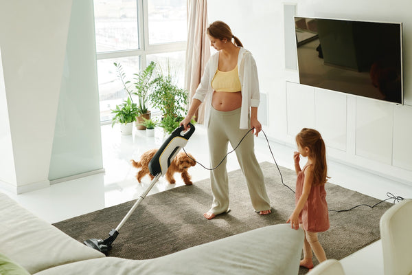 The Best Robot Mop for Kid's Mom in 2023: Everybot Three Spin